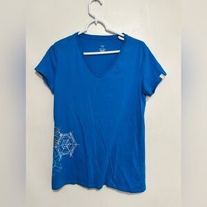 Arc’teryx blue v neck t shirt size women’s large‎